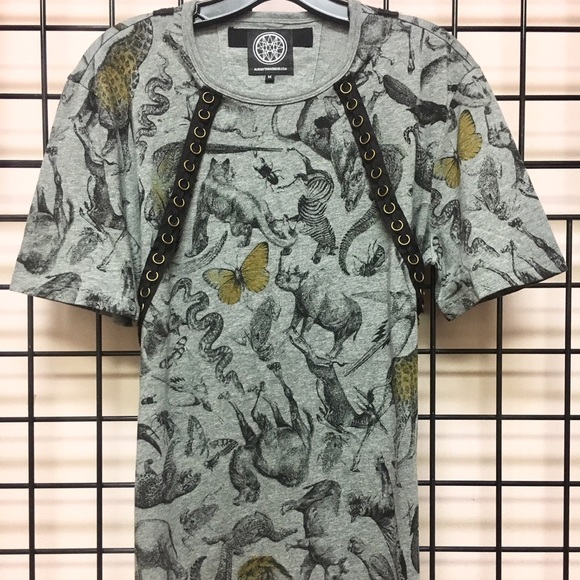 🔴 Animal Print All Over Harness Tee NWT Unisex - Picture 3 of 6